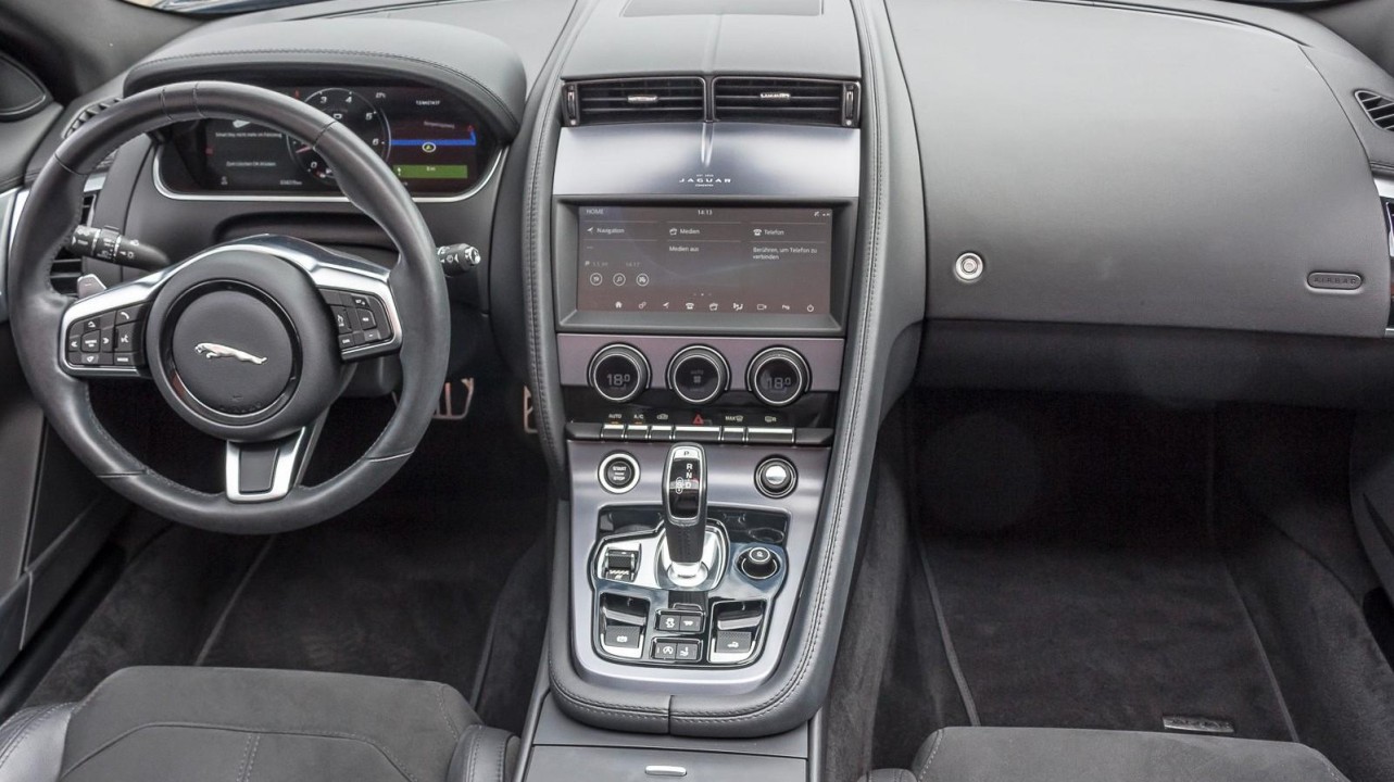 Jaguar F-Type P300 - foto 14