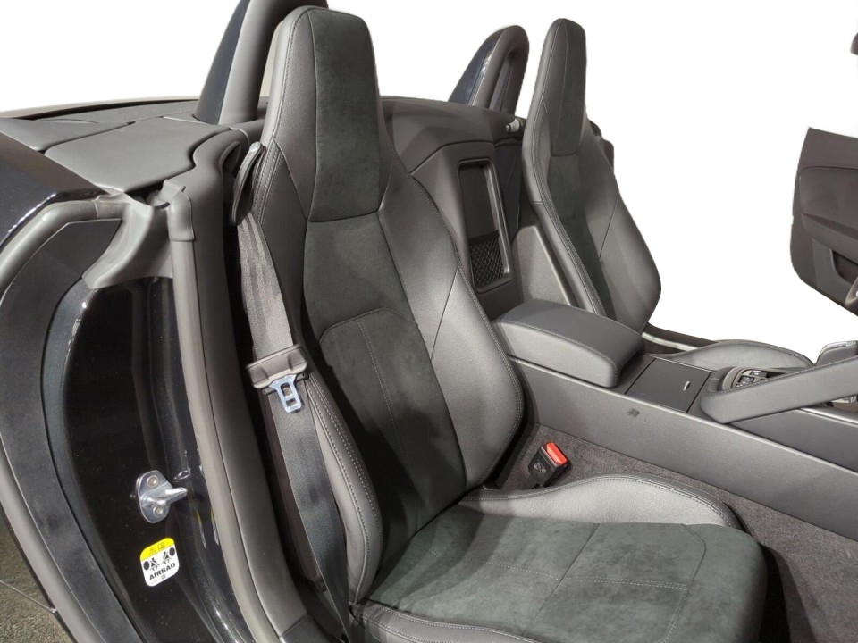 Jaguar F-Type P300 R-Dynamic - foto 10