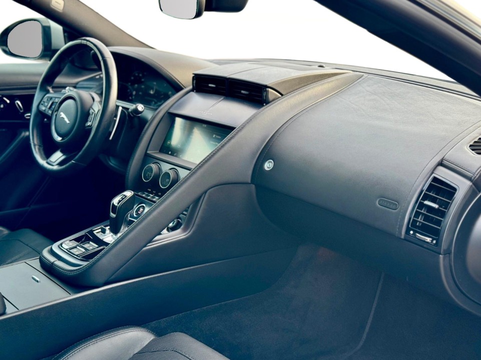 Jaguar F-Type P450 AWD R-Dynamic - foto 8