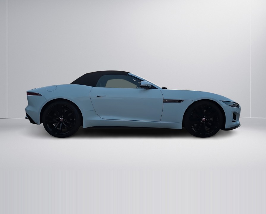 Jaguar F-Type P450 R-Dynamic (2)