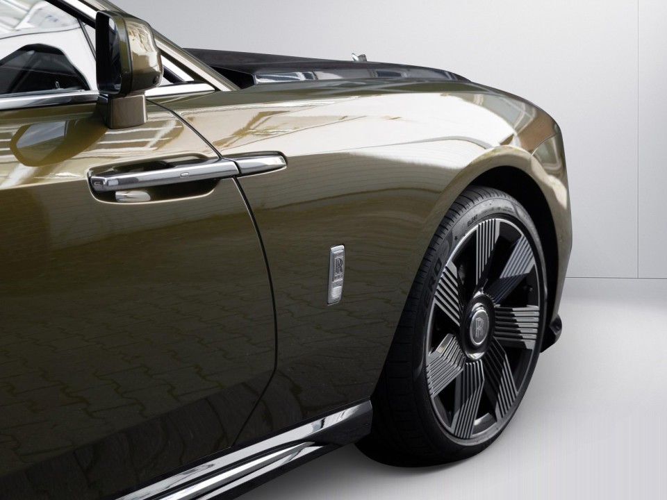 Rolls-Royce Spectre - foto 25