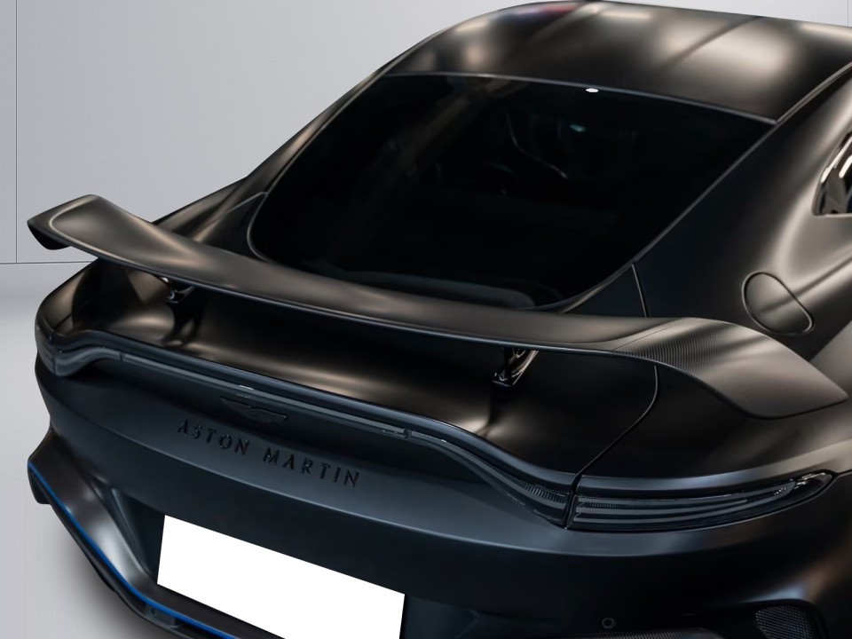 Aston Martin Vantage V12 - foto 25