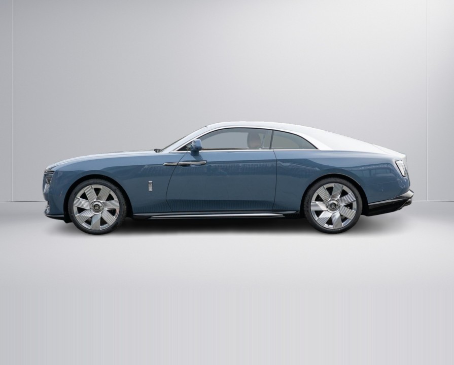 Rolls-Royce Spectre (2)