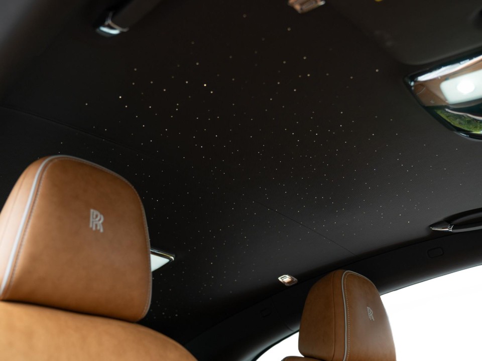 Rolls-Royce Spectre - foto 21
