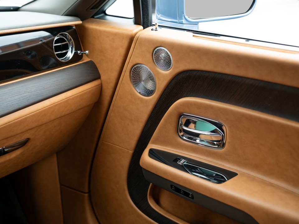 Rolls-Royce Spectre - foto 22