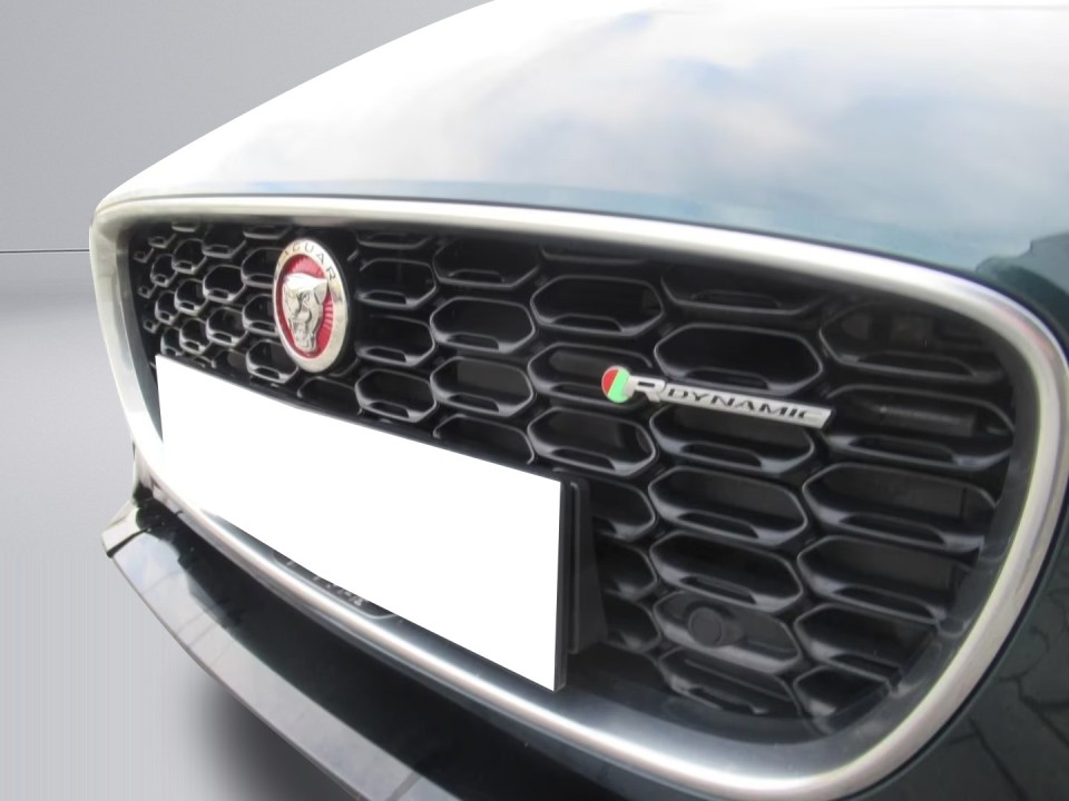 Jaguar F-Type P300 R-Dynamic - foto 24