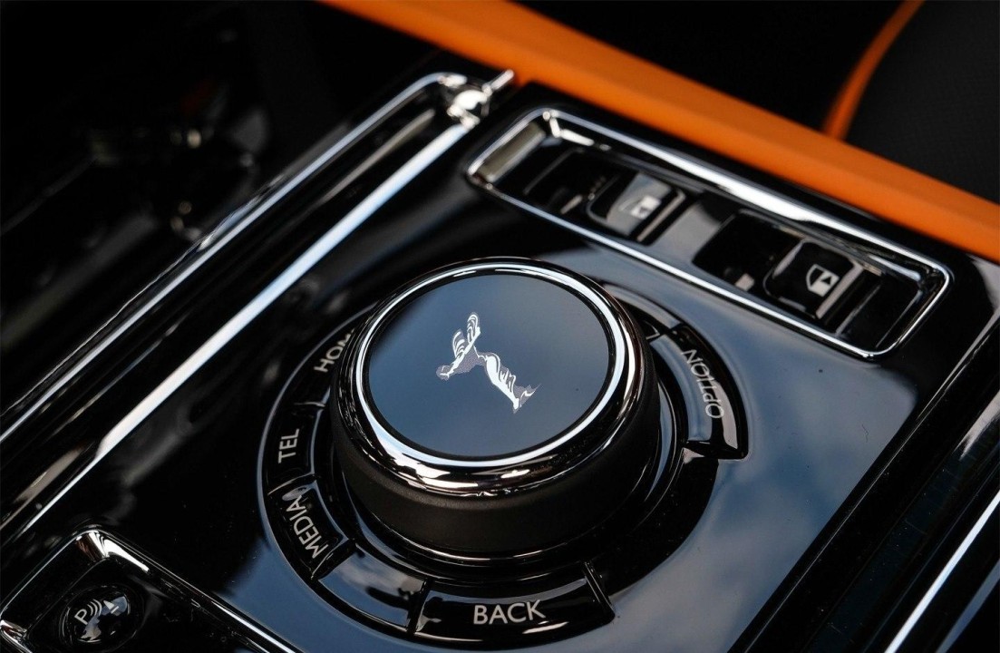 Rolls-Royce Spectre - foto 17