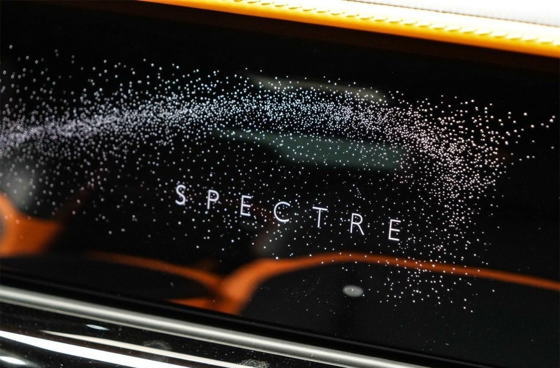 Rolls-Royce Spectre - foto 22