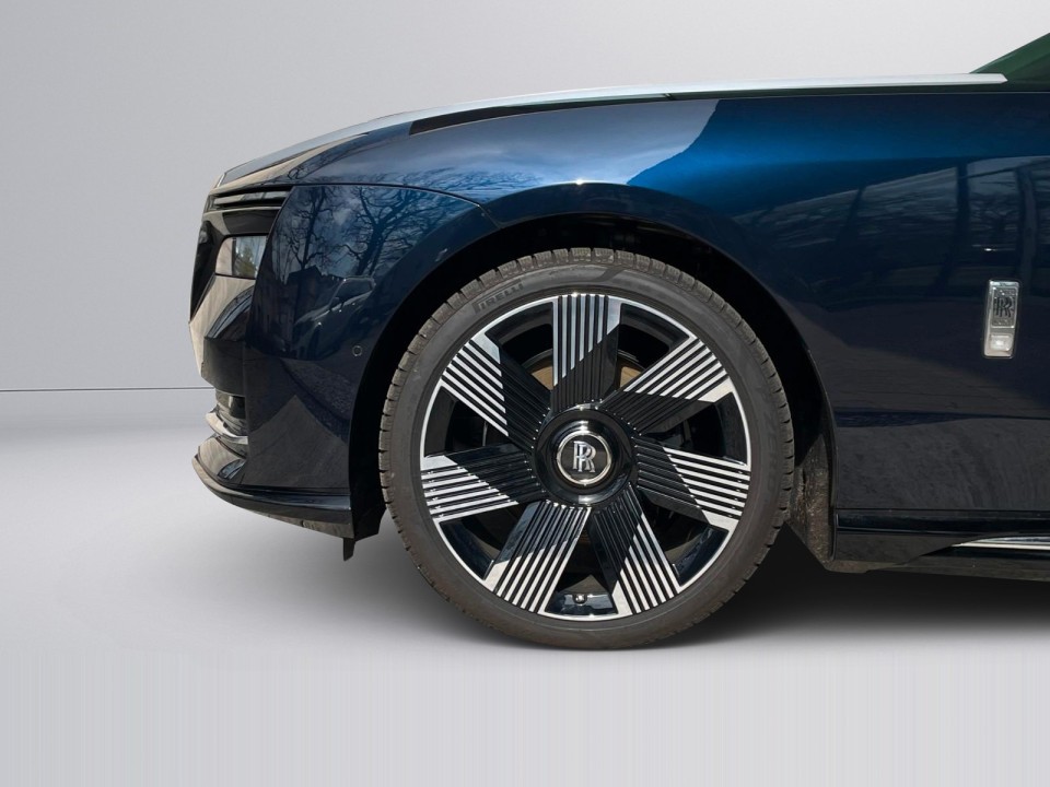 Rolls-Royce Spectre - foto 26