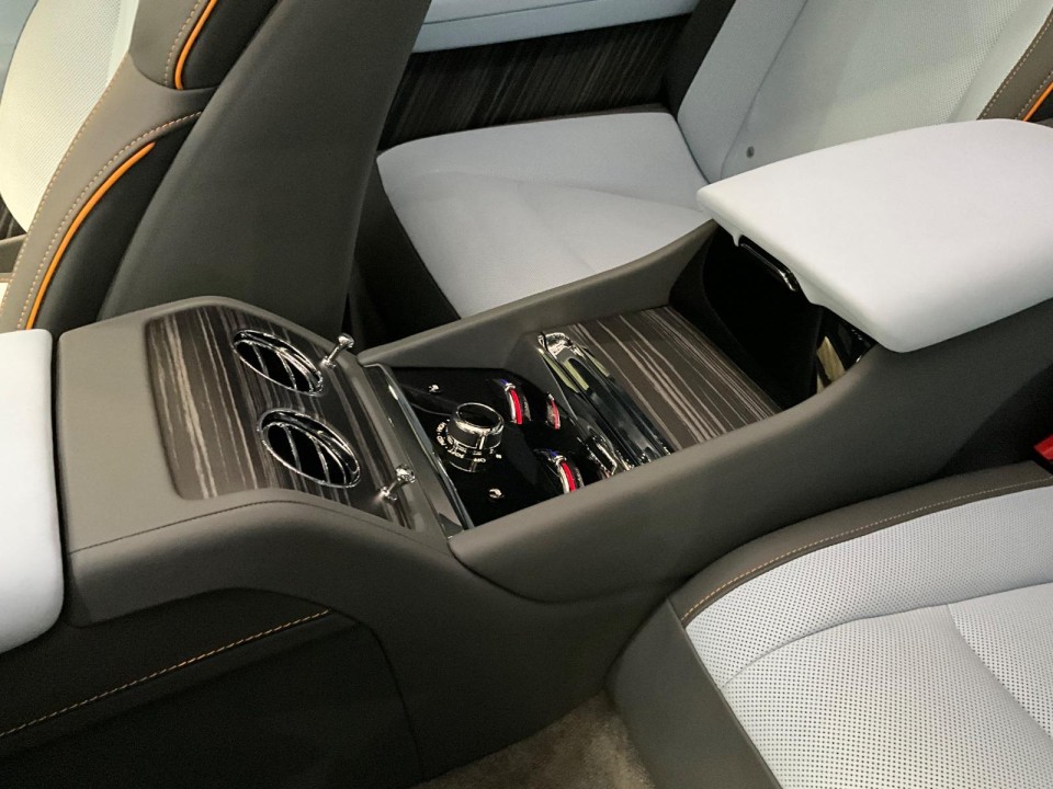 Rolls-Royce Spectre - foto 16