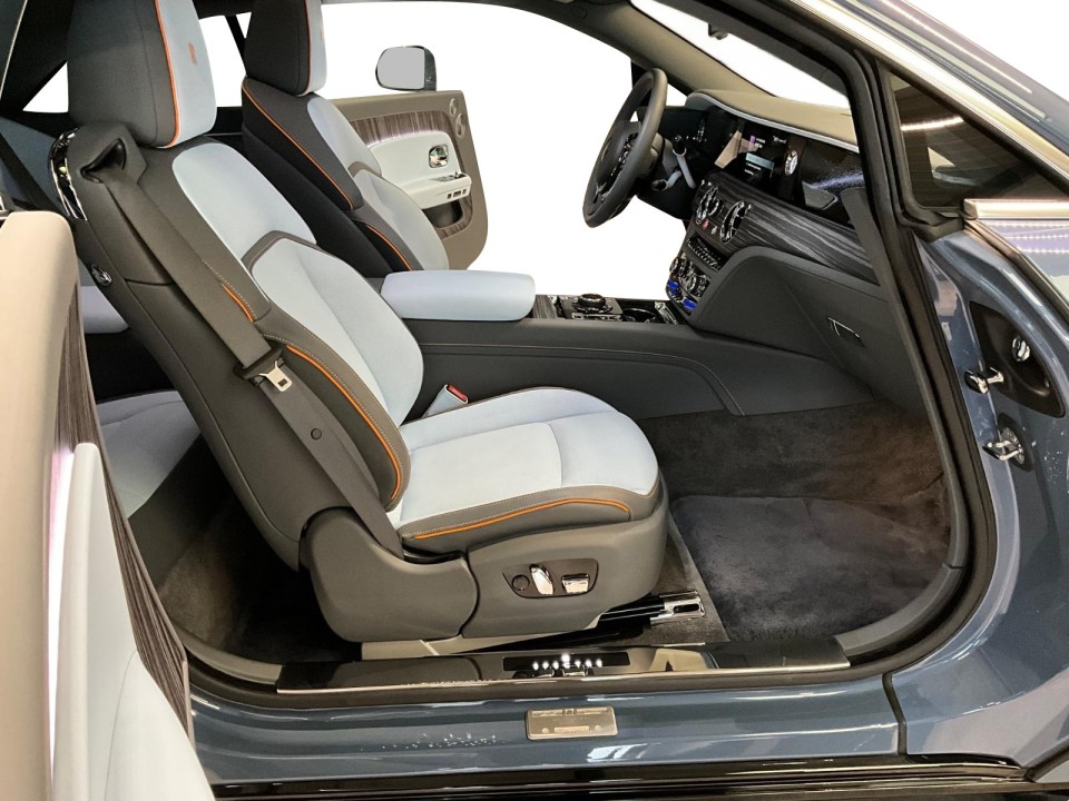 Rolls-Royce Spectre - foto 10