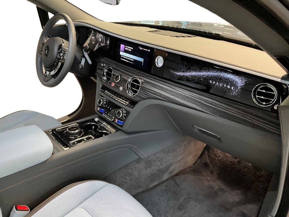 Rolls-Royce Spectre - foto 15