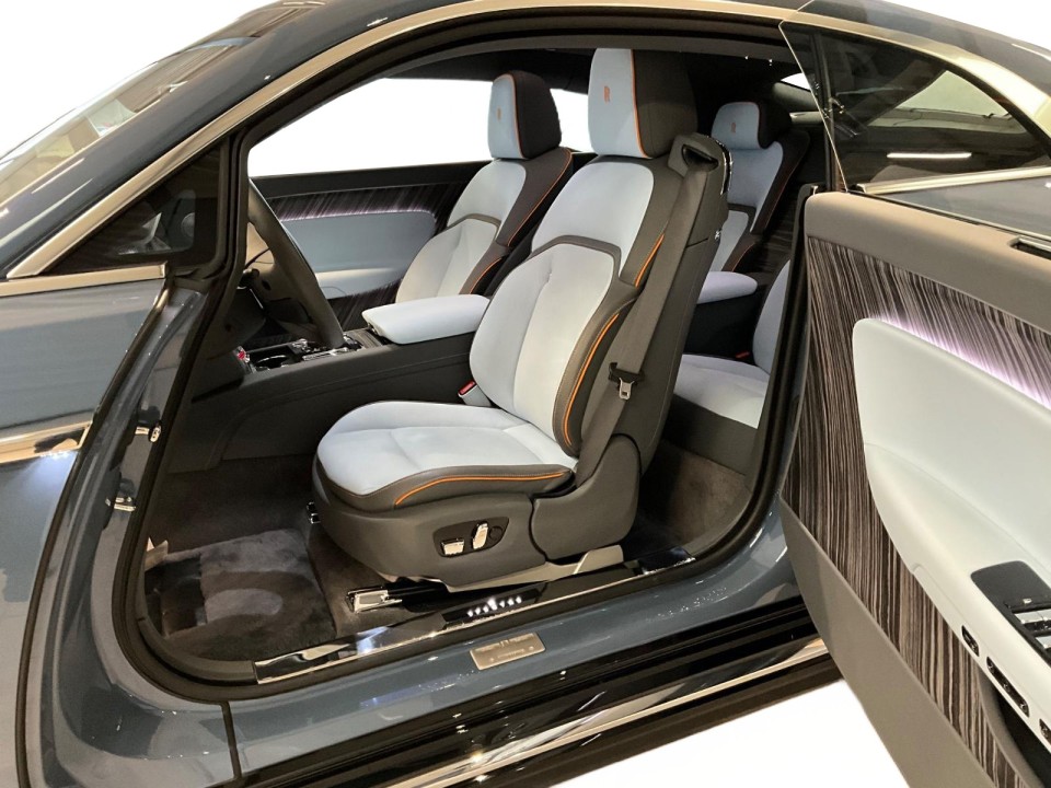 Rolls-Royce Spectre - foto 8