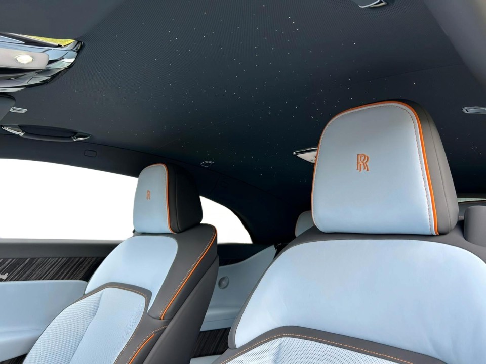 Rolls-Royce Spectre - foto 11