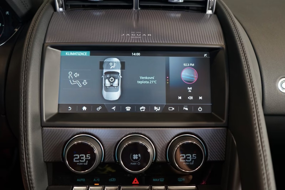 Jaguar F-Type P300 R-Dynamic - foto 19