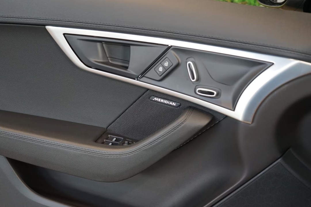 Jaguar F-Type P300 R-Dynamic - foto 22