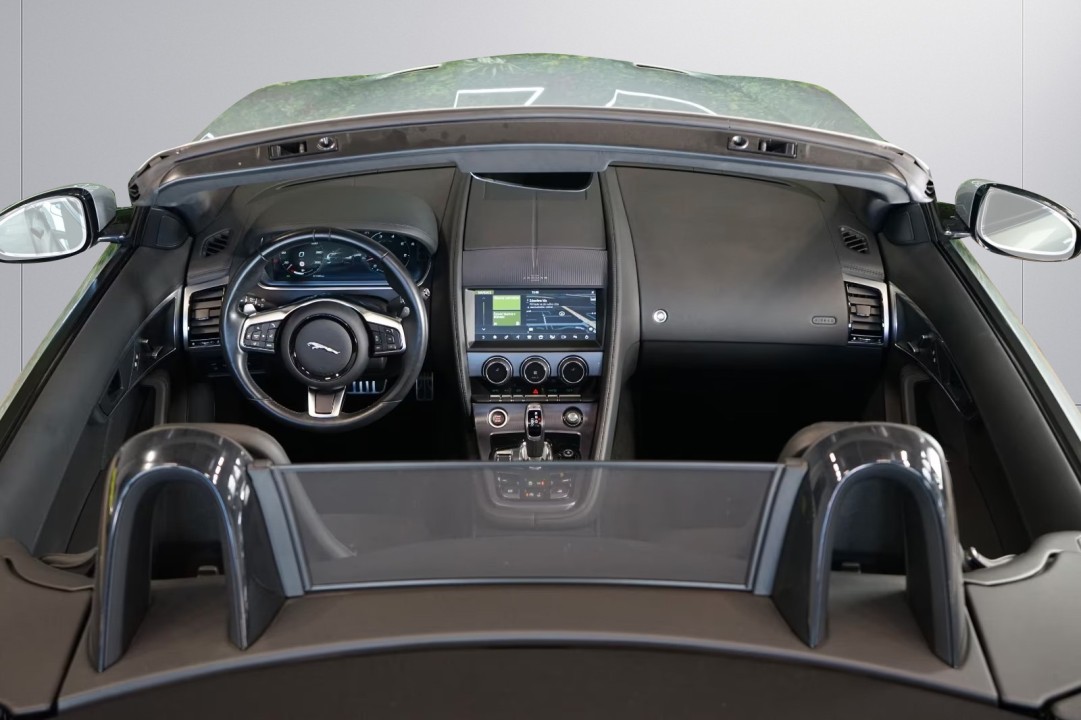 Jaguar F-Type P300 R-Dynamic - foto 8