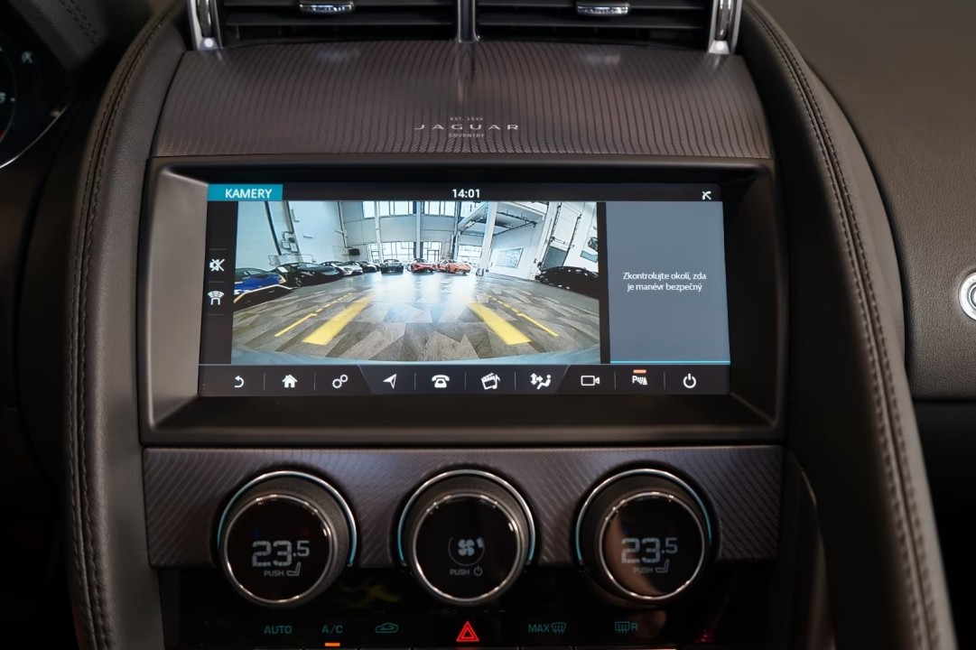 Jaguar F-Type P300 R-Dynamic - foto 20