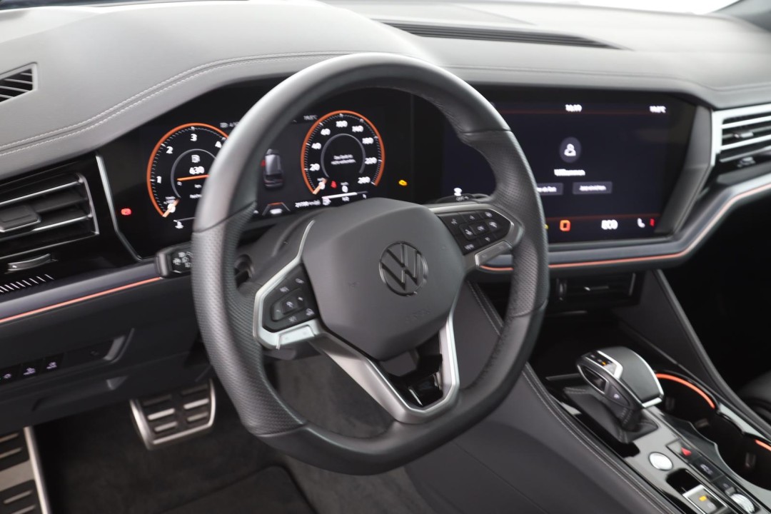 Volkswagen Touareg V6 TDI R-Line - foto 10