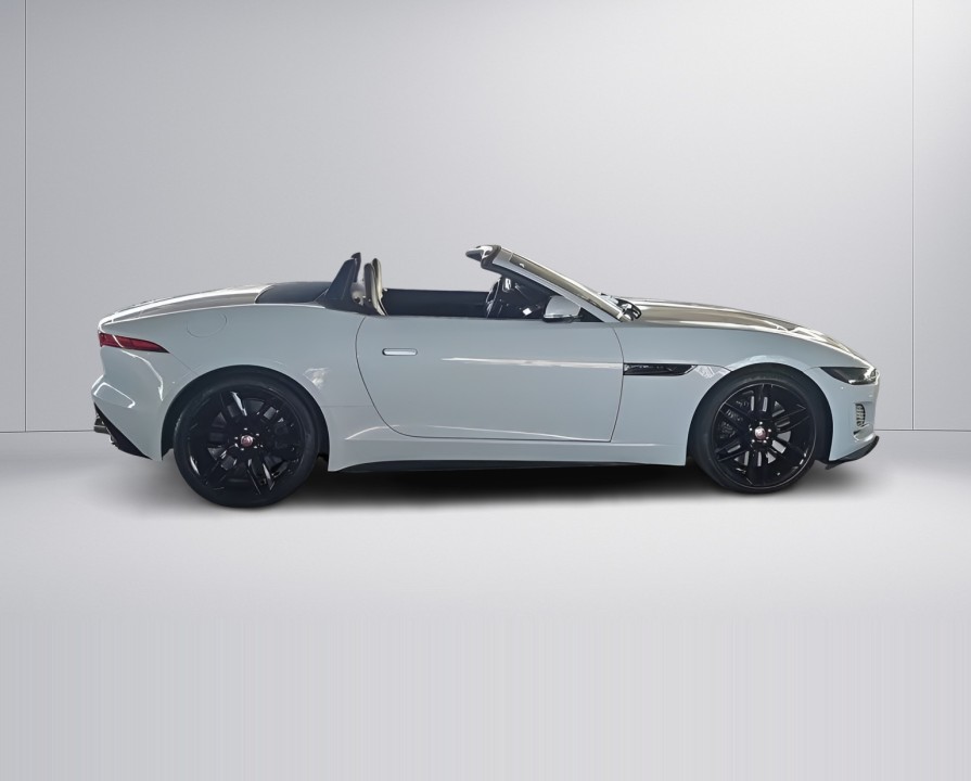 Jaguar F-Type P450 R-Dynamic (3)