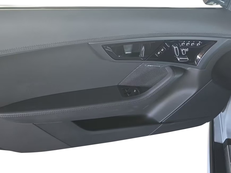 Jaguar F-Type P450 R-Dynamic - foto 16