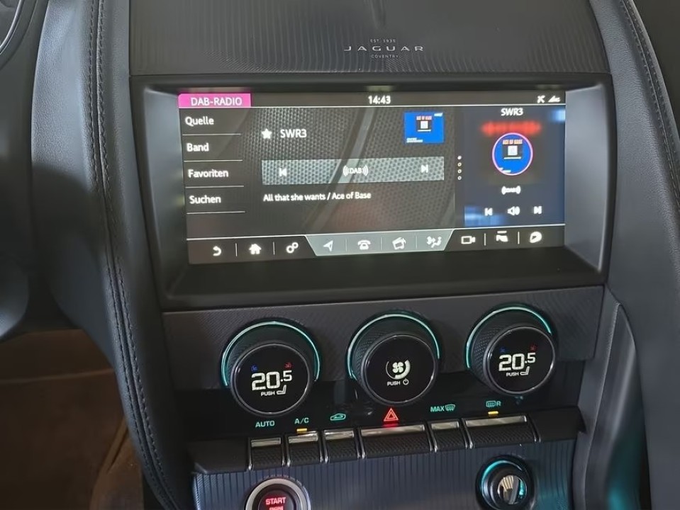 Jaguar F-Type P450 R-Dynamic - foto 12