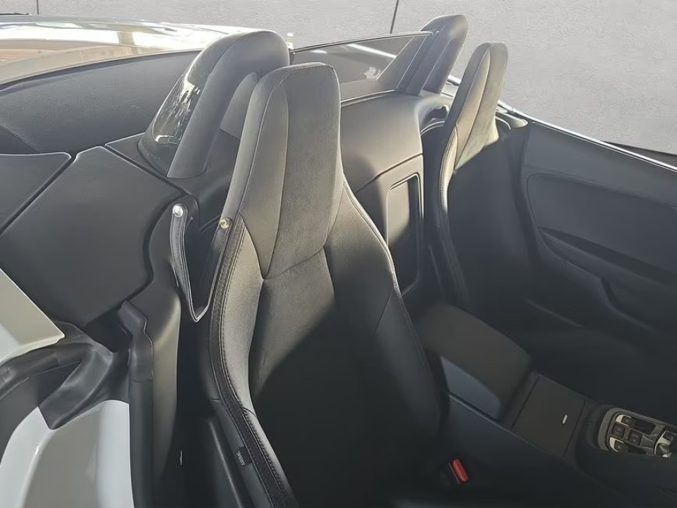 Jaguar F-Type P450 R-Dynamic - foto 15