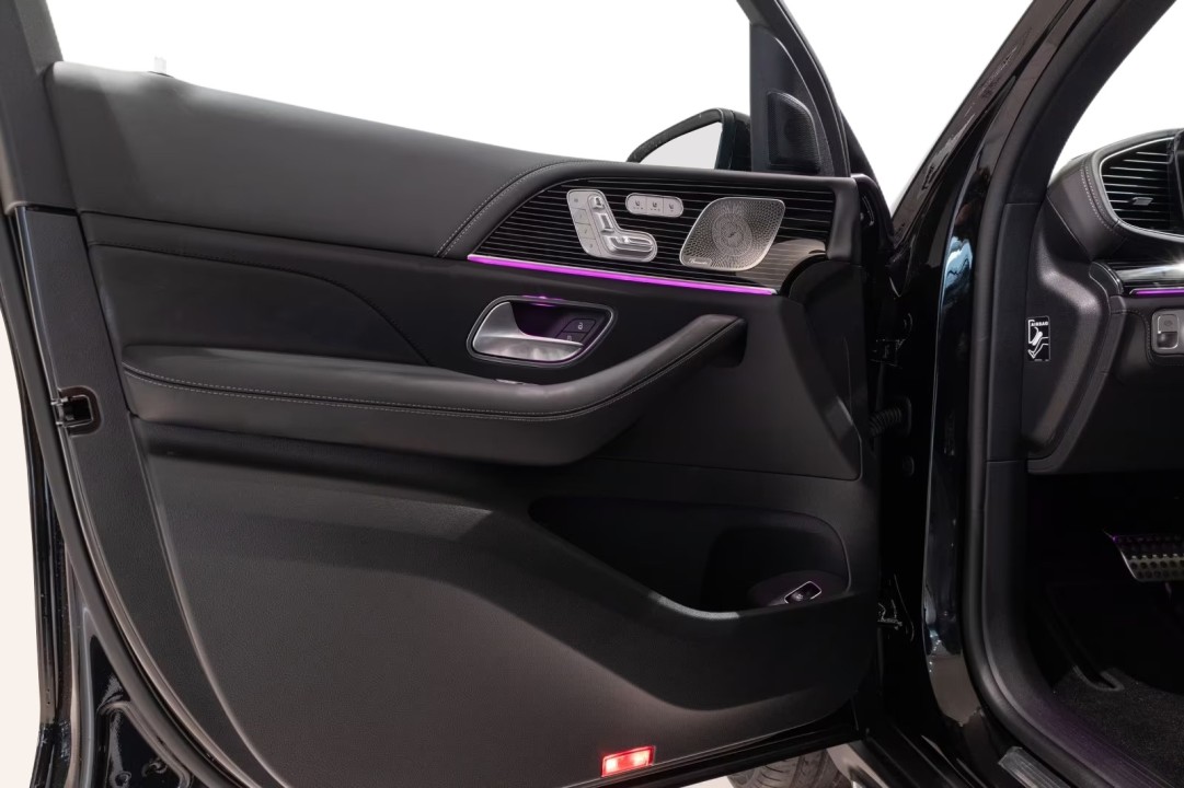 Mercedes-Benz GLS 450 4MATIC AMG Line - foto 17