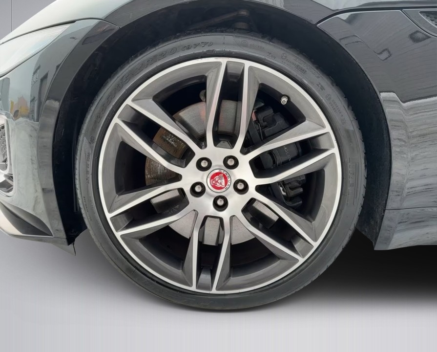 Jaguar F-Type P450 AWD R-Dynamic - foto 13