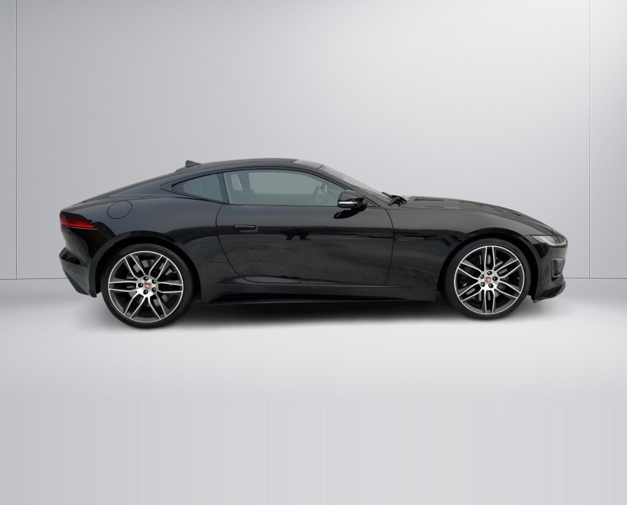 Jaguar F-Type P450 AWD R-Dynamic (2)