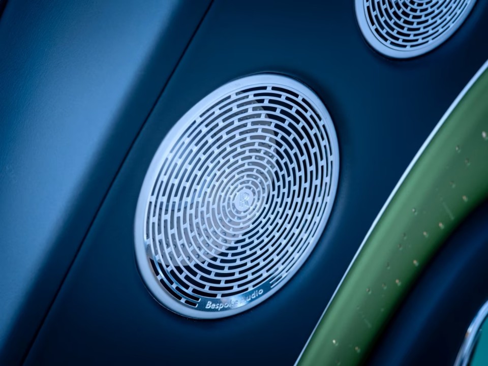 Rolls-Royce Spectre - foto 14