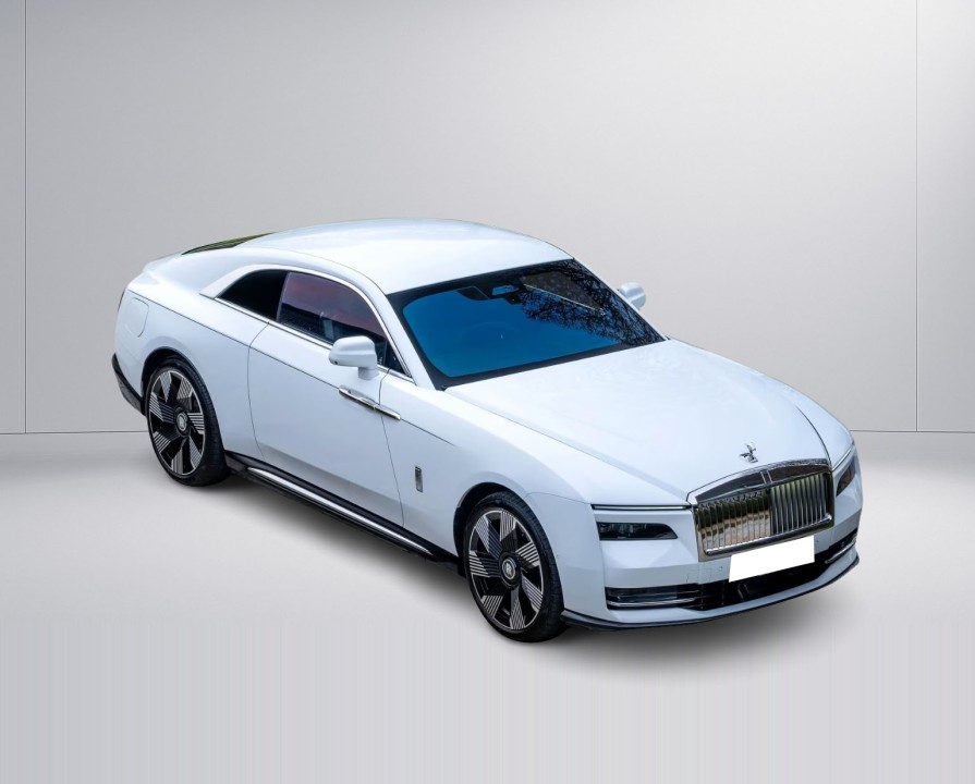 Rolls-Royce Spectre (2)