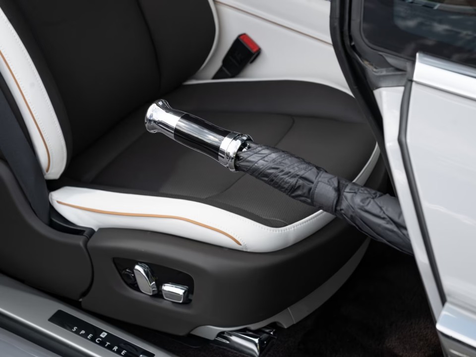 Rolls-Royce Spectre - foto 21
