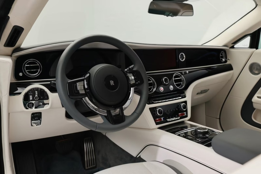 Rolls-Royce Spectre - foto 9