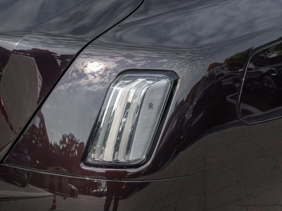 Rolls-Royce Spectre - foto 23