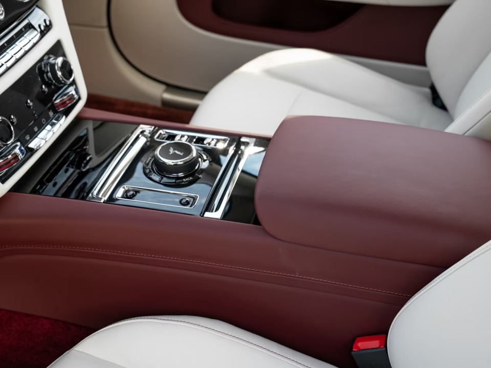 Rolls-Royce Spectre - foto 11