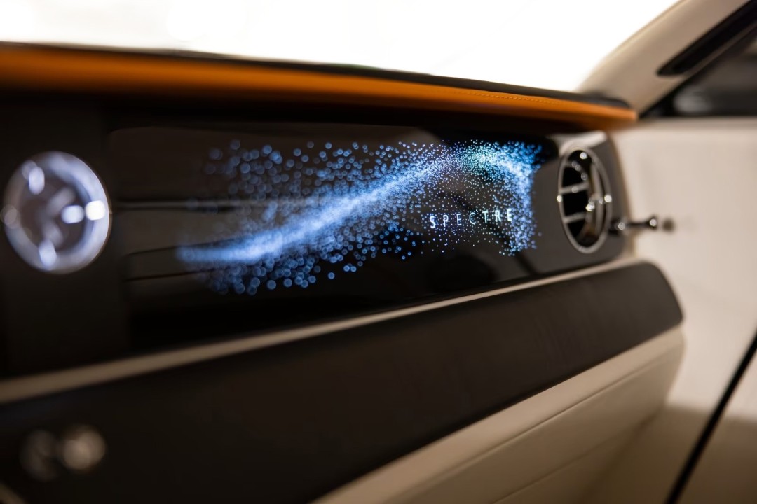 Rolls-Royce Spectre - foto 10
