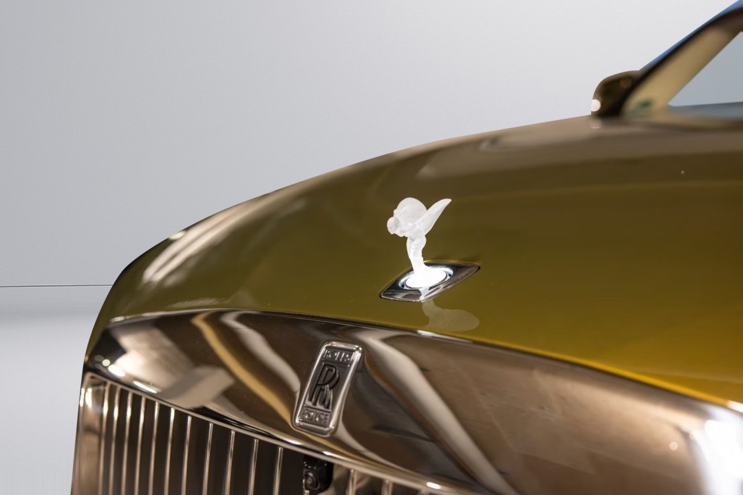 Rolls-Royce Spectre - foto 14