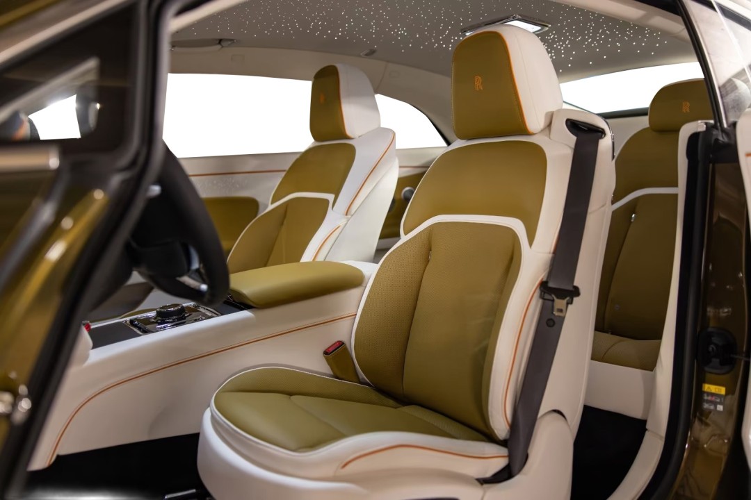 Rolls-Royce Spectre - foto 9