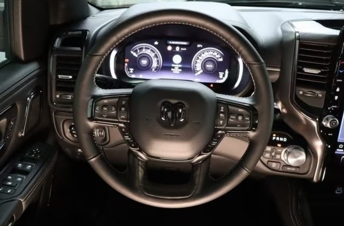 Dodge RAM 1500 Limited - foto 7