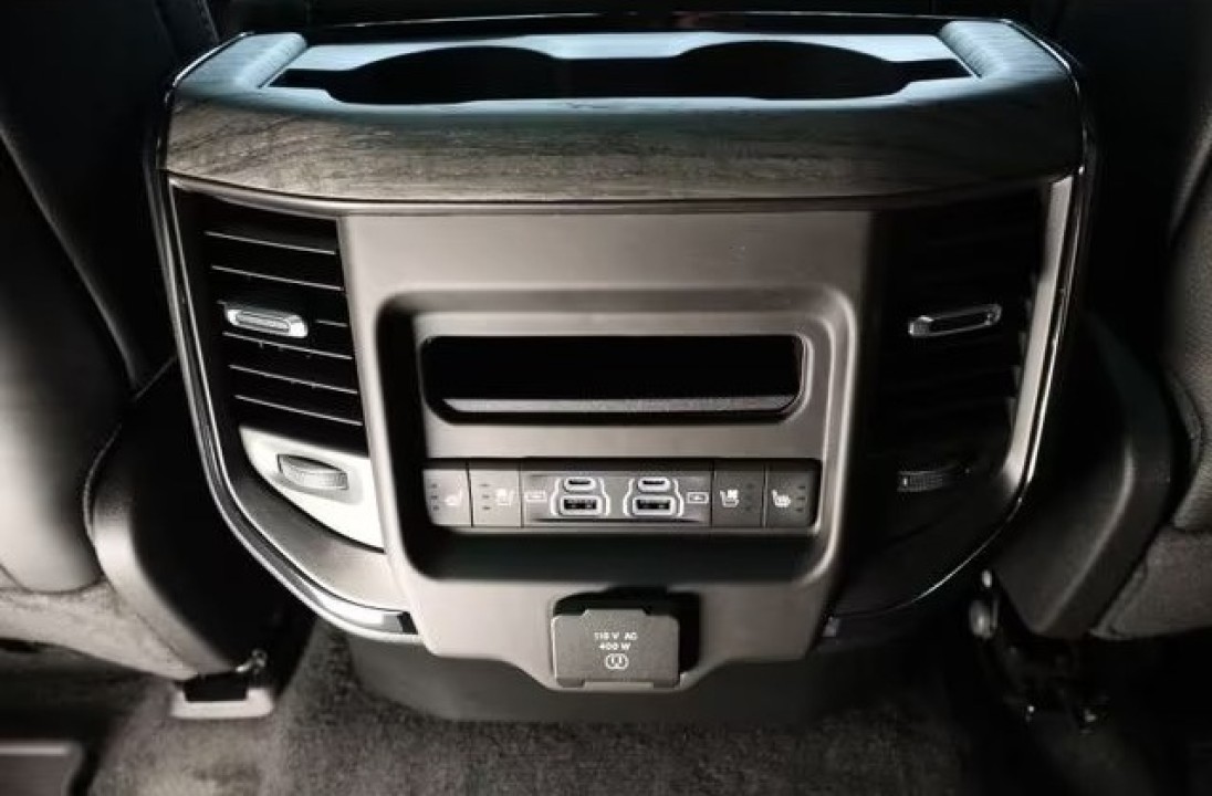 Dodge RAM 1500 Limited - foto 29