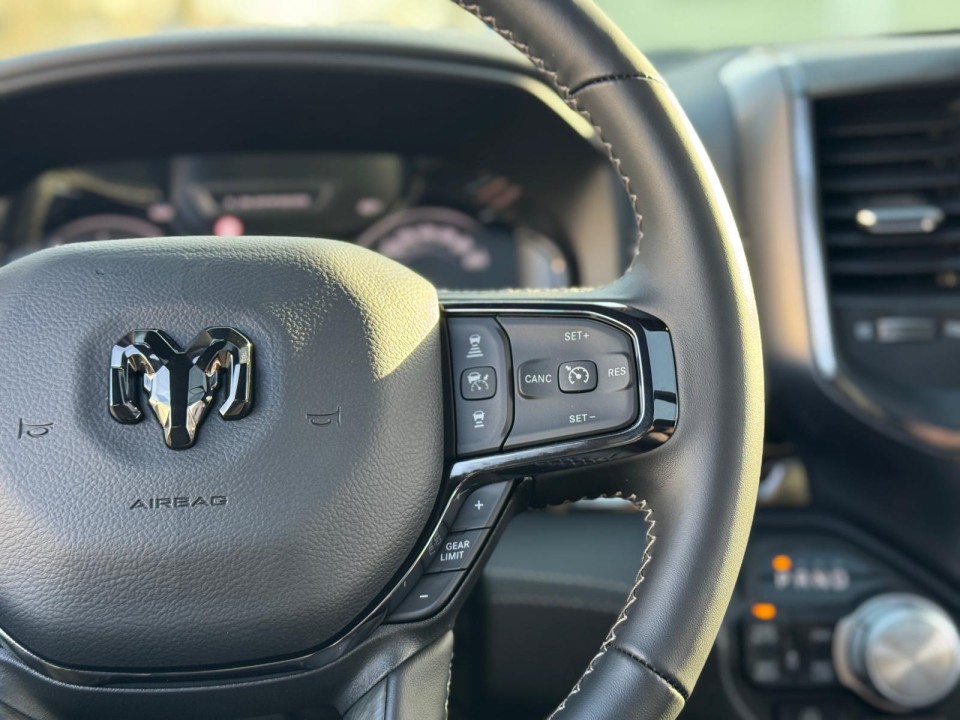 Dodge RAM 1500 Limited - foto 27