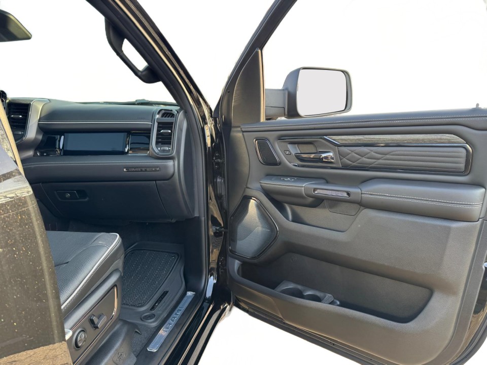 Dodge RAM 1500 Limited - foto 24
