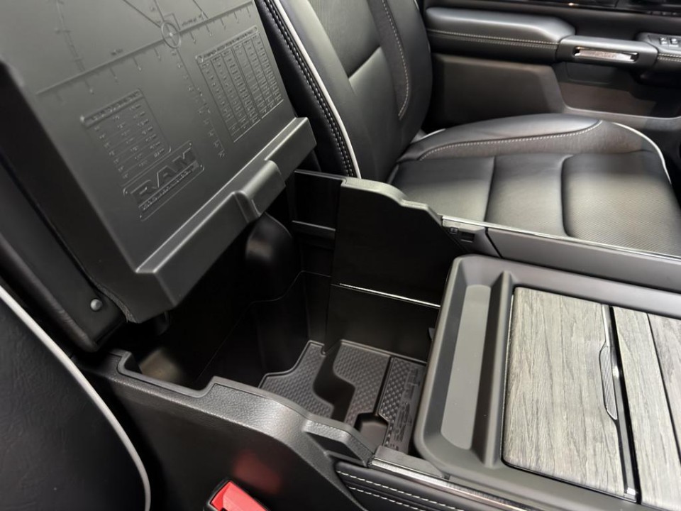 Dodge RAM 1500 Limited - foto 25