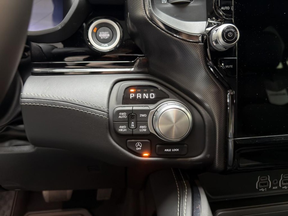 Dodge RAM 1500 Limited - foto 27