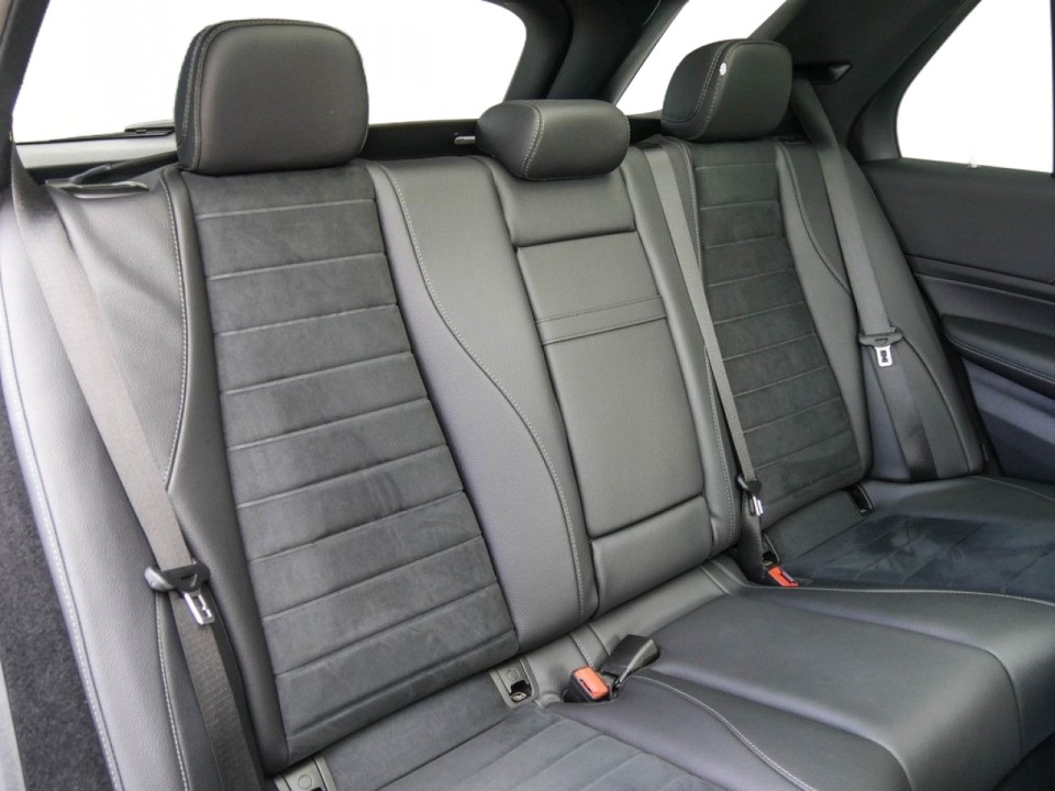 Mercedes-Benz GLE 350e 4MATIC AMG - foto 15