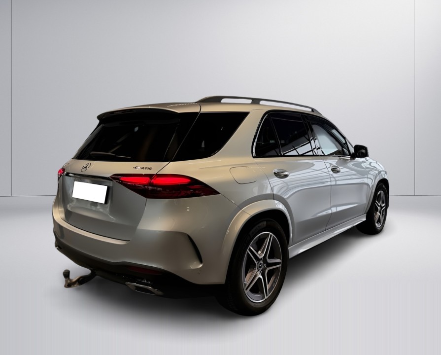 Mercedes-Benz GLE 400e 4MATIC (2)