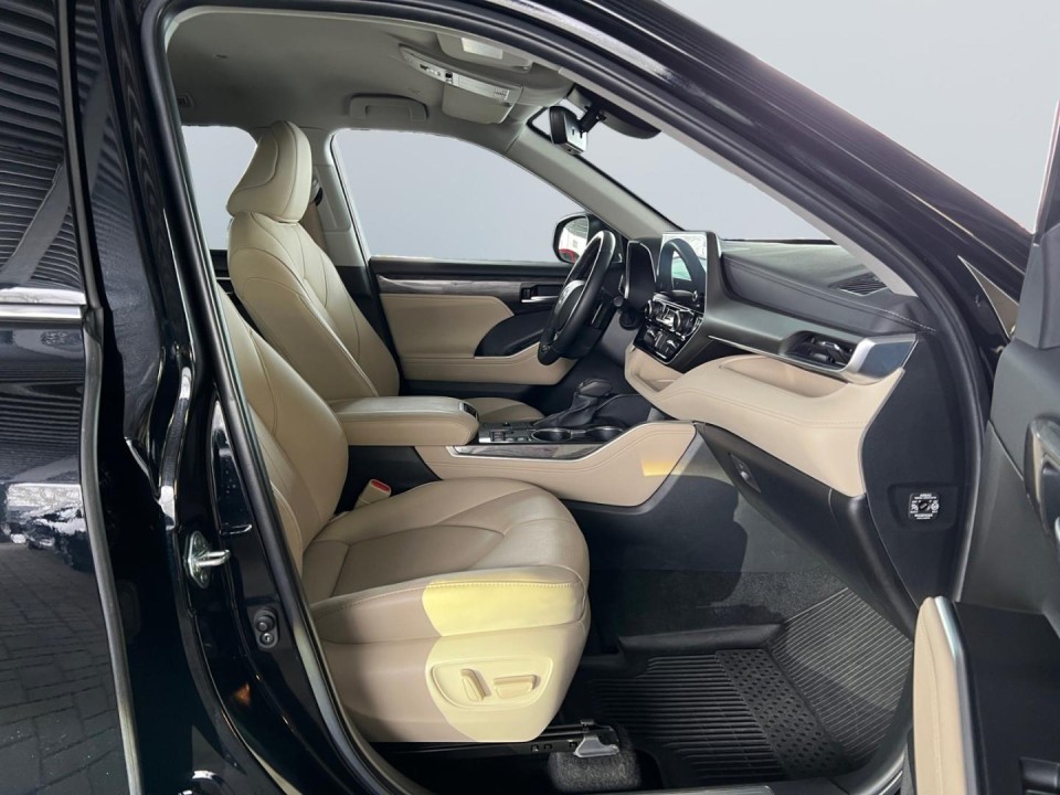 Toyota Highlander Exclusive - foto 12