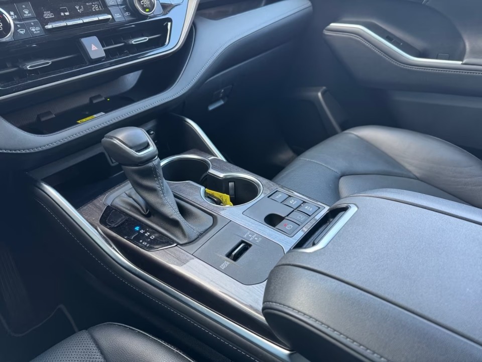 Toyota Highlander Executive - foto 17