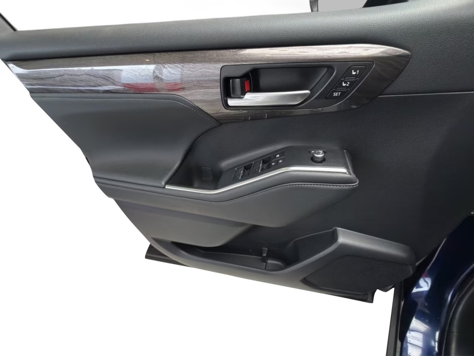 Toyota Highlander Luxury - foto 17